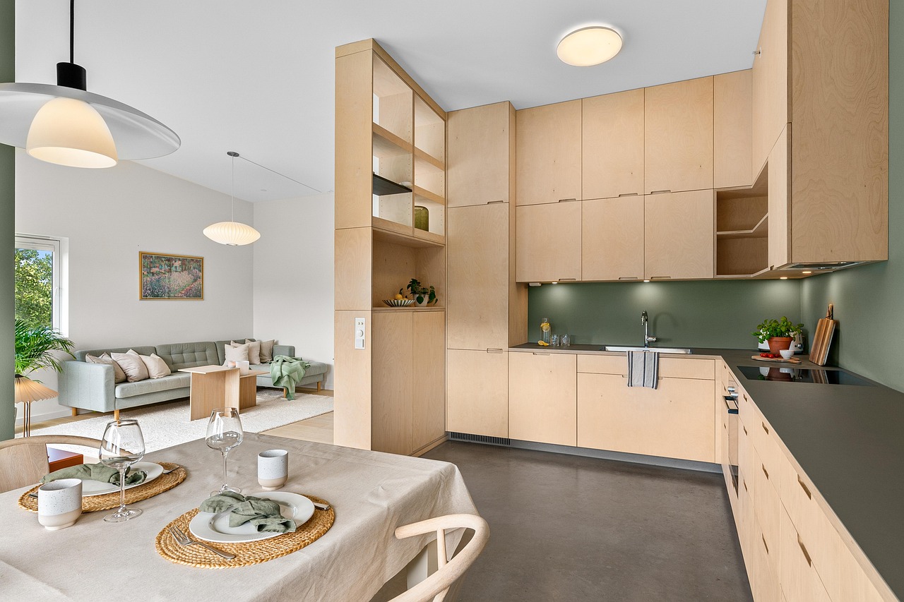 Casa confortevole senza stress: 10 idee pratiche per ambienti funzionali e senza sprechi